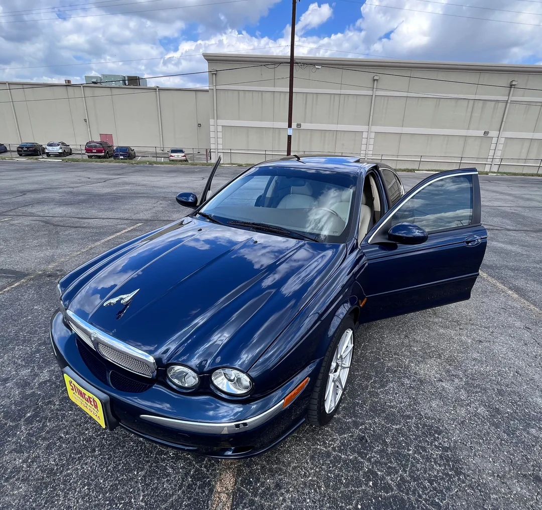 Jaguar X-Type